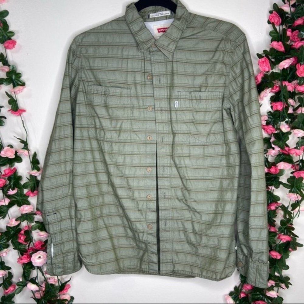 Levi’s Small Olive Green Stripe Button Up Mens